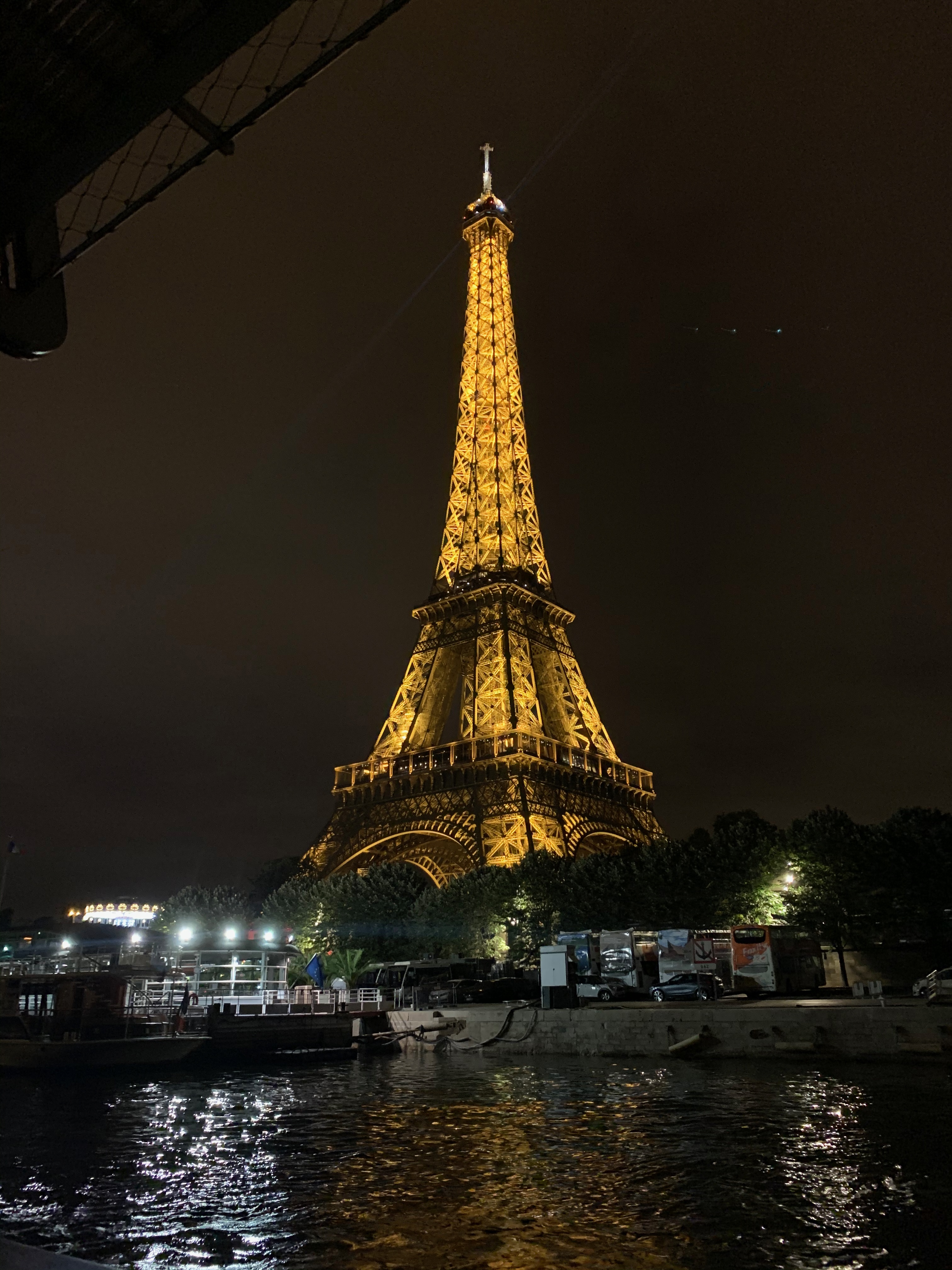 eiffel tower night seine